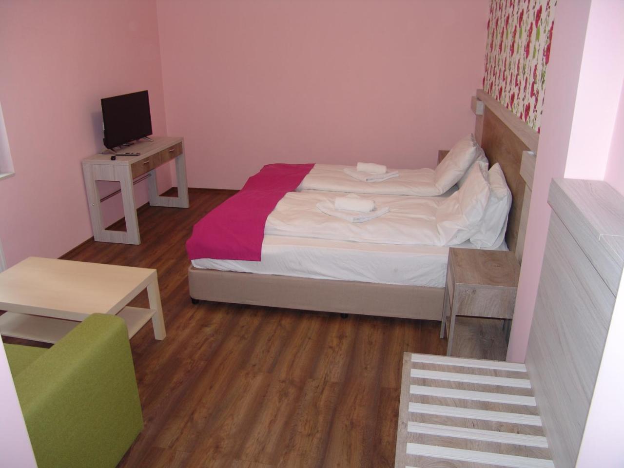 Berghof Eva - Hotel Panichishte Dış mekan fotoğraf